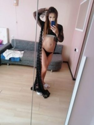 Транссексуалка Полина WhatsApp